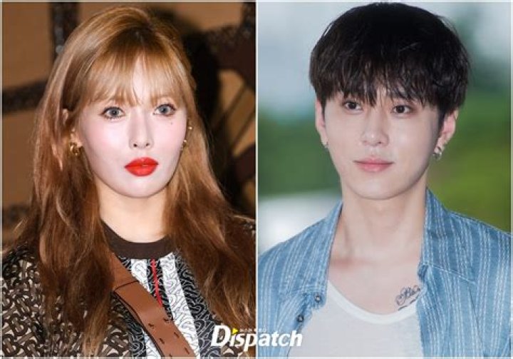 Are Hyuna and Hyunseung holding hands?