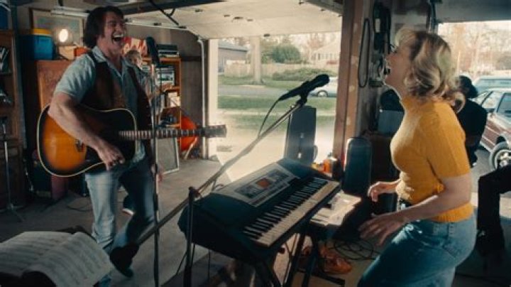 Can Jennifer Lawrence actually sing?