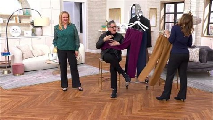 Did Smedley leave QVC?