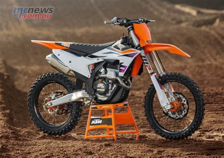 Does KTM still make 2 strokes?