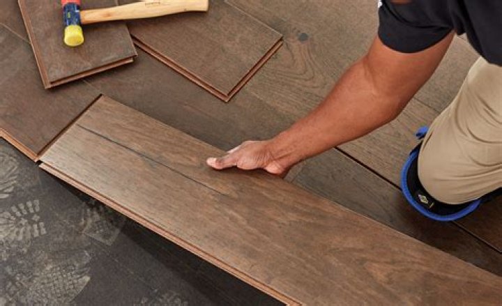 How do I install wood flooring in Photoshop?