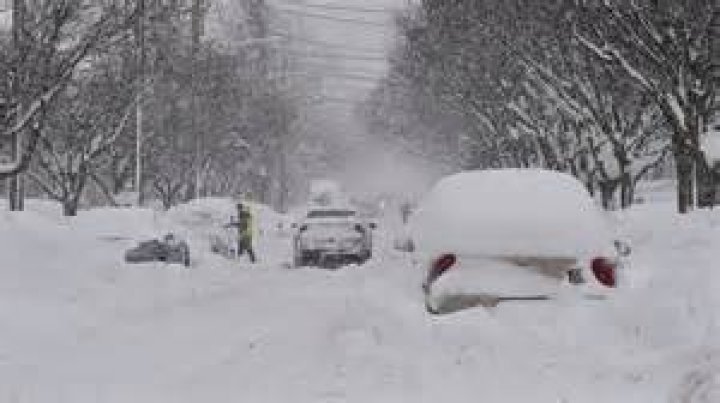 How does NYC melt snow?