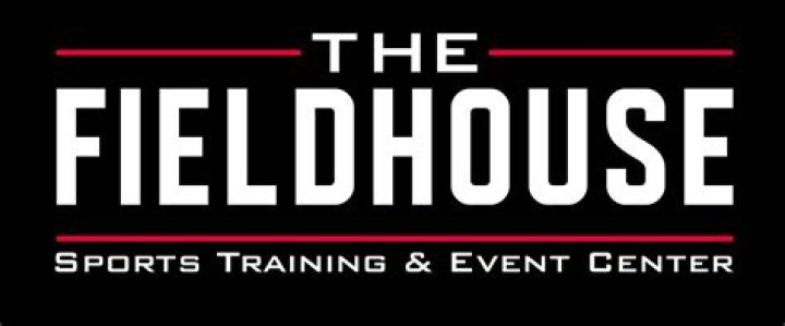 How much does Fieldhouse USA pay an hour?