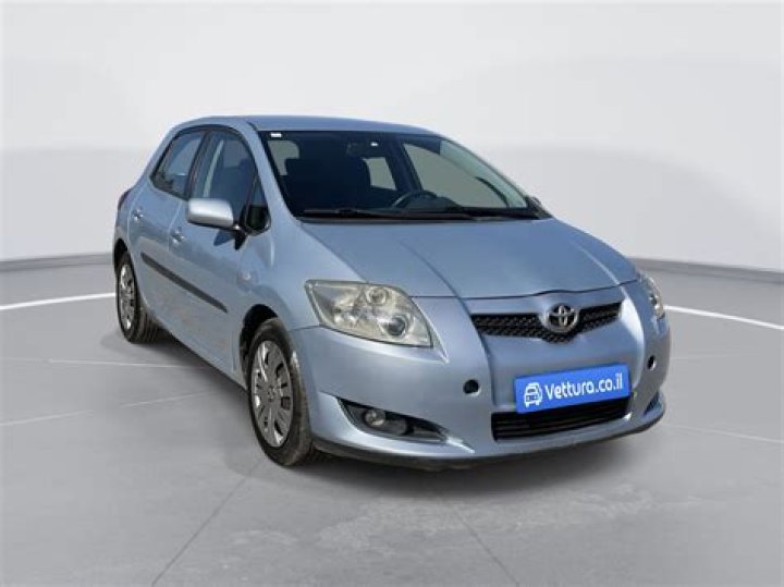 Is Toyota Auris 2008 a good car?
