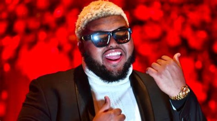 What do you mean by molecular pharming?