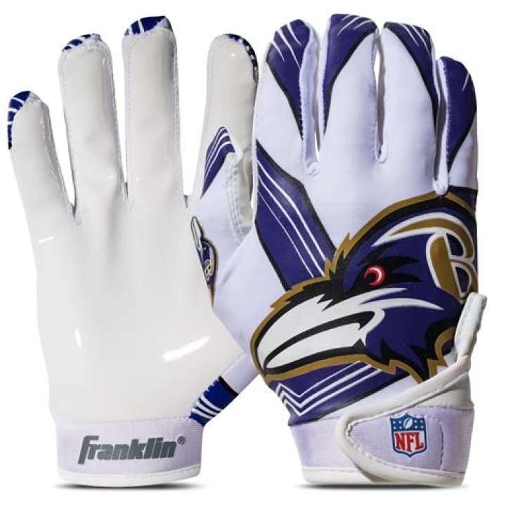 What football gloves do NFL players use?