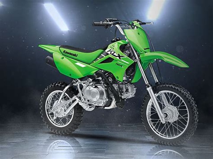 What is the difference between KLX110 and KLX 110L?