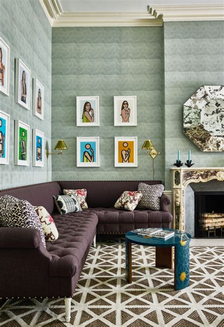 Which color combination is best for living room?