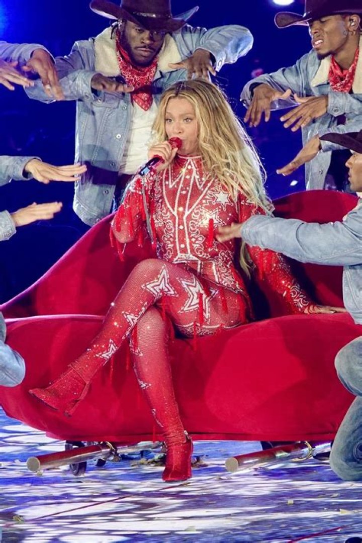 Who made Beyonce grill?